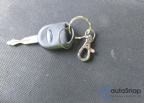 2004 Ford Ranger Xlt из США, поврежденный, VIN 1FTZR15E04TA13570